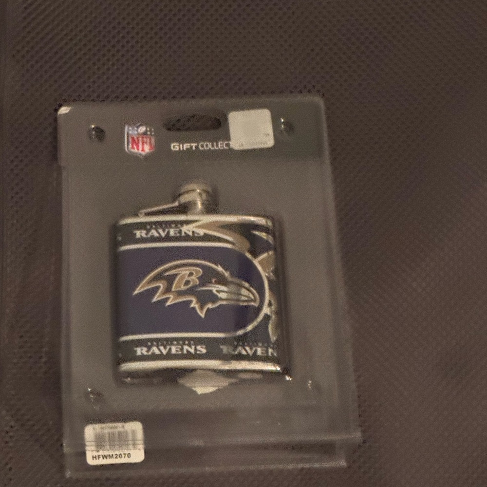 BRAND NEW/SEALED ORIGINAL PACKAGING NFL Baltimore Ravens Flask - Purple and Gold